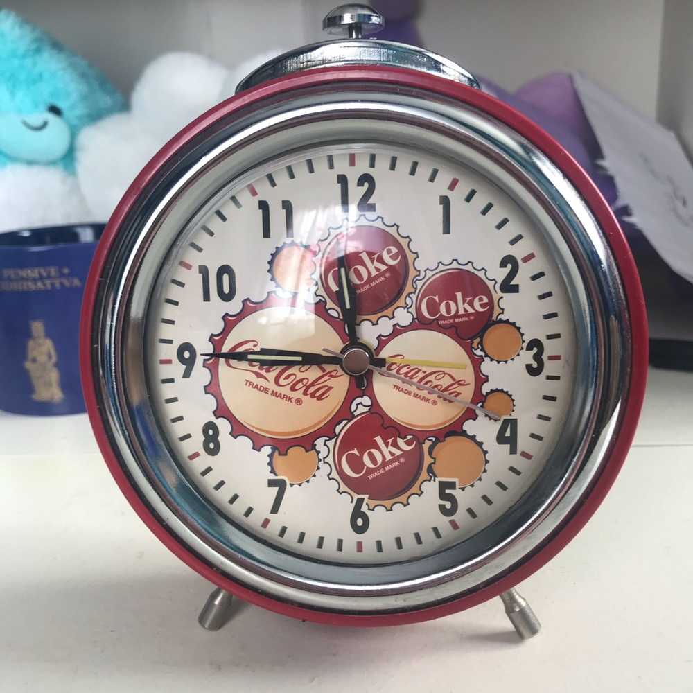 Coca Cola Red Retro Bottle Cap Alarm Clock - Coca Cola